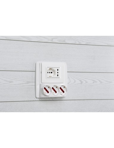 MULTIPRESA ELETTRICA DA PARETE 3... MULTIPRESA ELETTRICA DA PARETE 3...